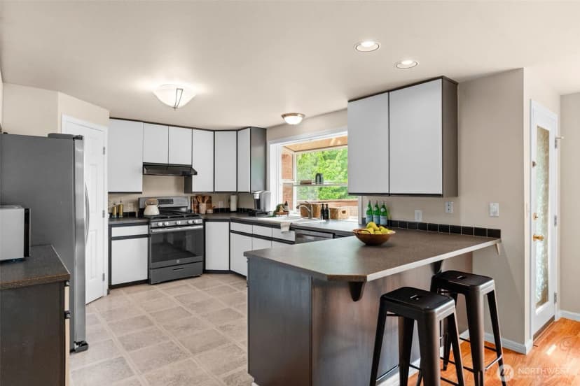 Property photo for 7814 67th Street Nw, Gig Harbor photo 10