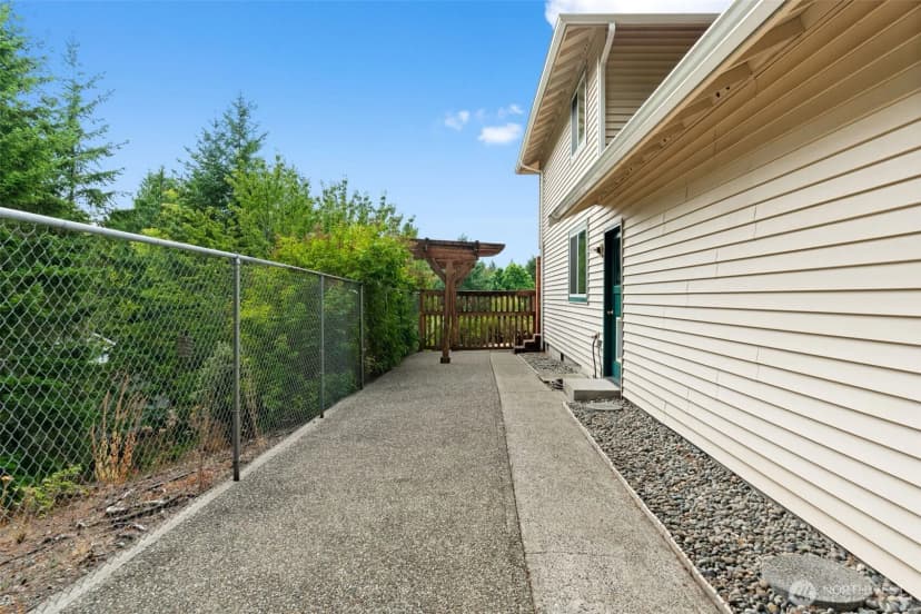 Property photo for 7814 67th Street Nw, Gig Harbor photo 36