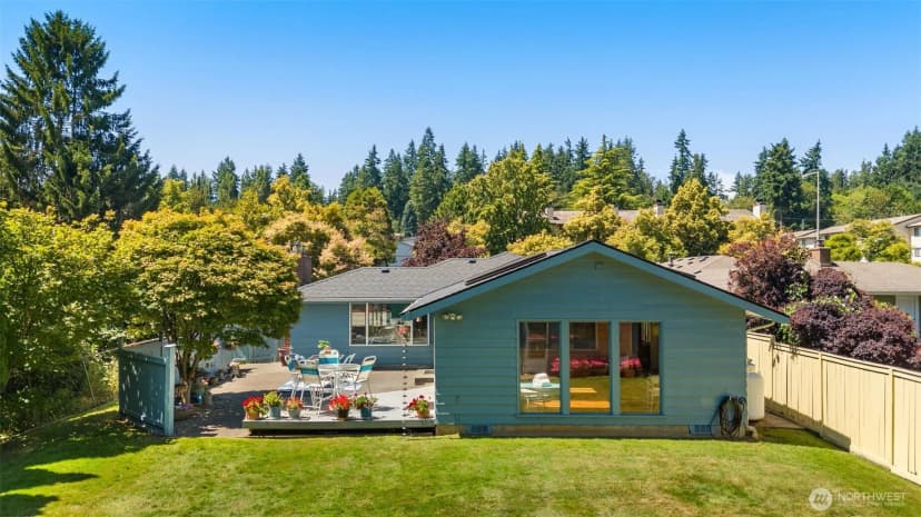 Property photo for 13316 15th Avenue Ne, Seattle photo 25