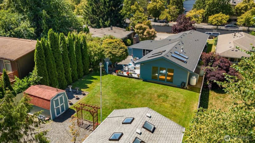 Property photo for 13316 15th Avenue Ne, Seattle photo 26