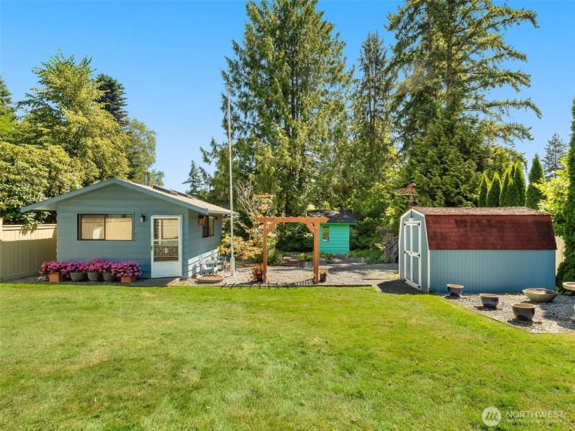 Property photo for 13316 15th Avenue Ne, Seattle photo 23