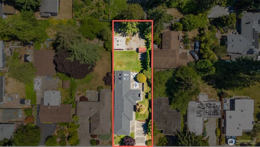 Property photo for 13316 15th Avenue Ne, Seattle photo 27