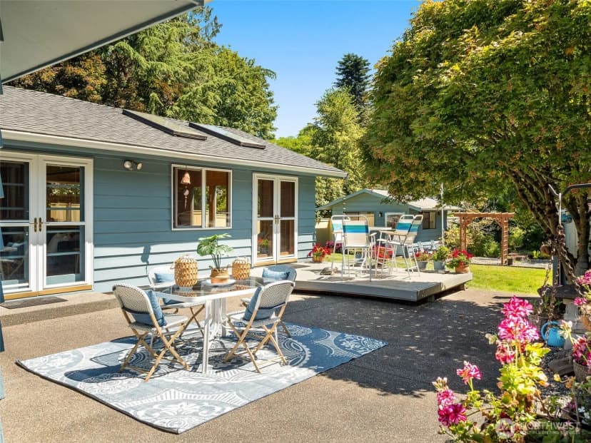 Property photo for 13316 15th Avenue Ne, Seattle photo 20