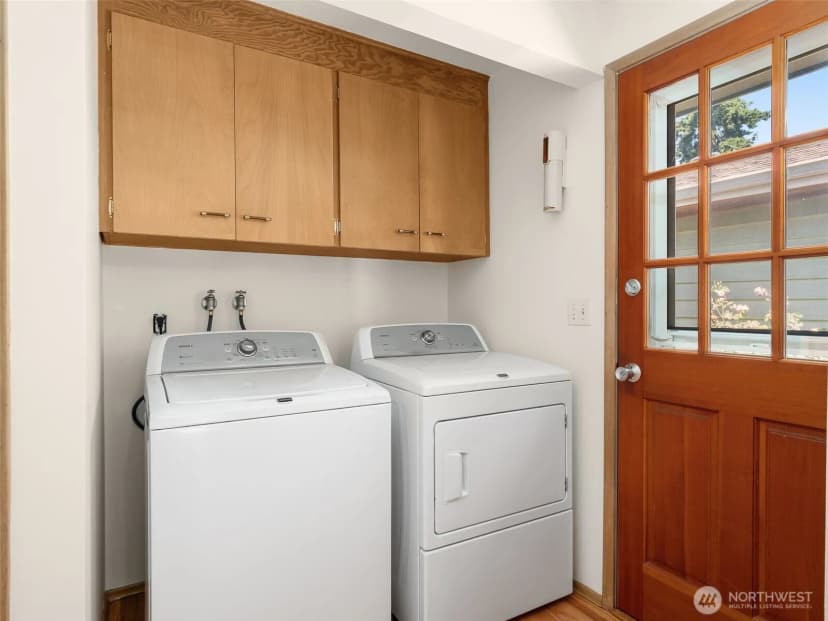 Property photo for 13316 15th Avenue Ne, Seattle photo 8