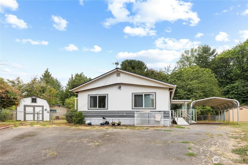 Property photo for 11522 Nisqually Park Loop Se, Olympia photo 2