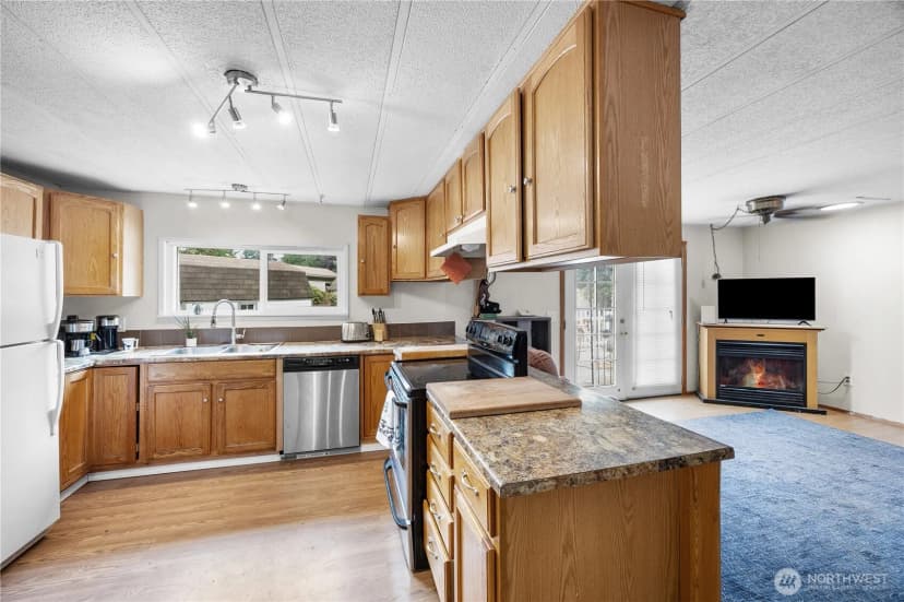 Property photo for 11522 Nisqually Park Loop Se, Olympia photo 17