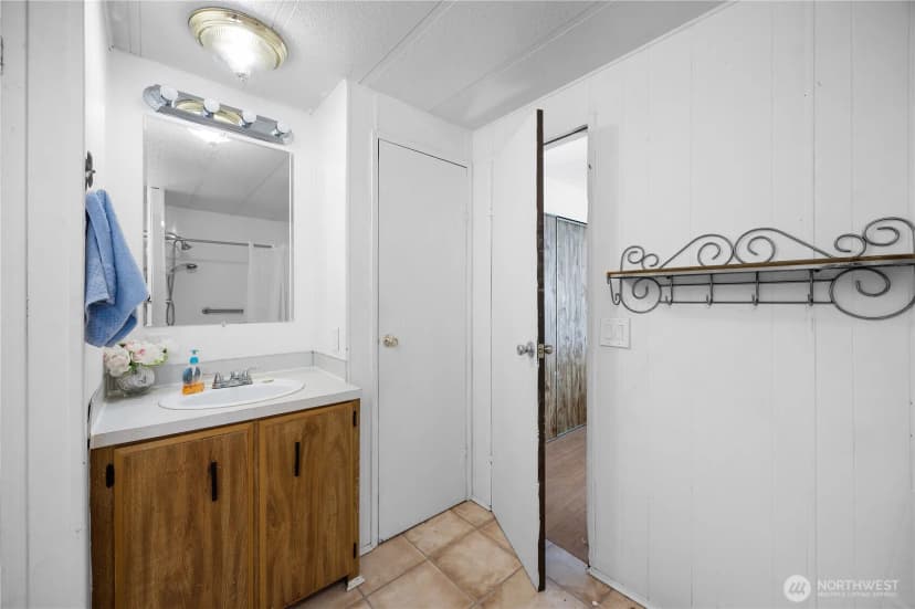Property photo for 11522 Nisqually Park Loop Se, Olympia photo 14