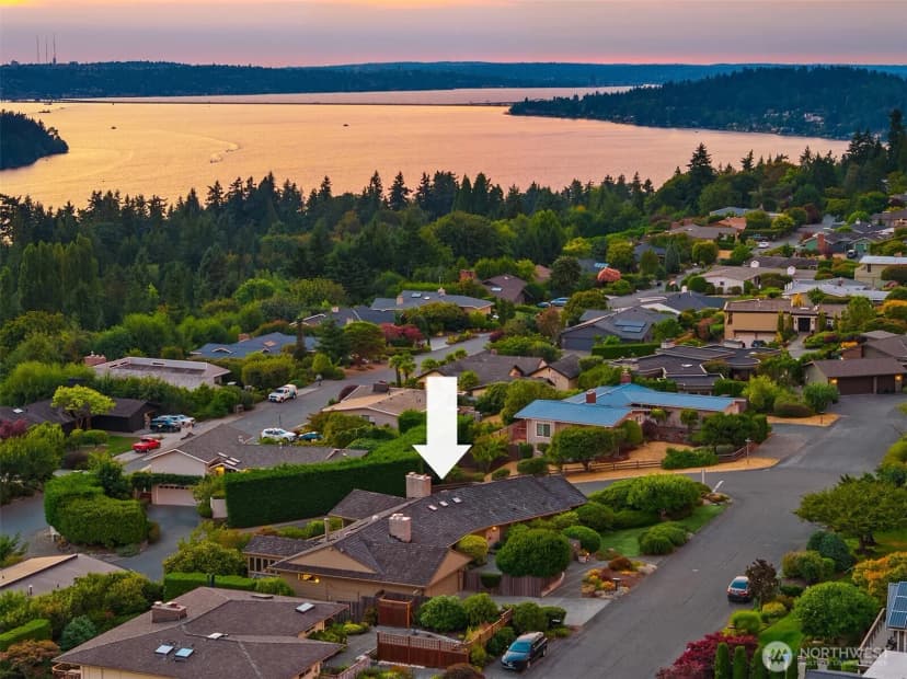 Property photo for 6805 83rd Avenue Se, Mercer Island photo 37