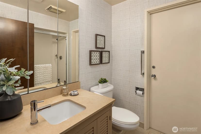 Property photo for 6805 83rd Avenue Se, Mercer Island photo 15