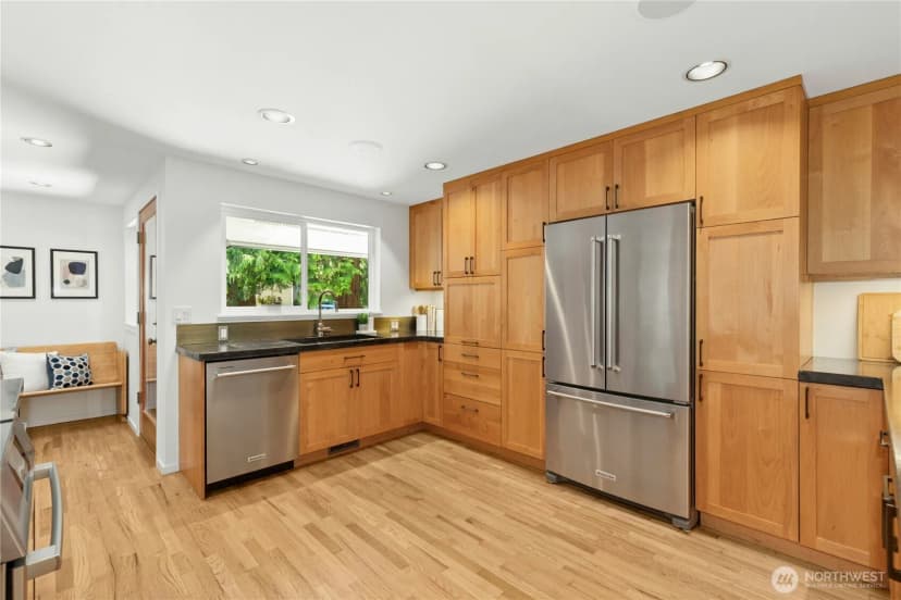 Property photo for 3110 Russet Road, Brier photo 6