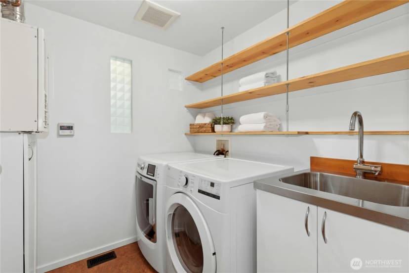 Property photo for 3110 Russet Road, Brier photo 28