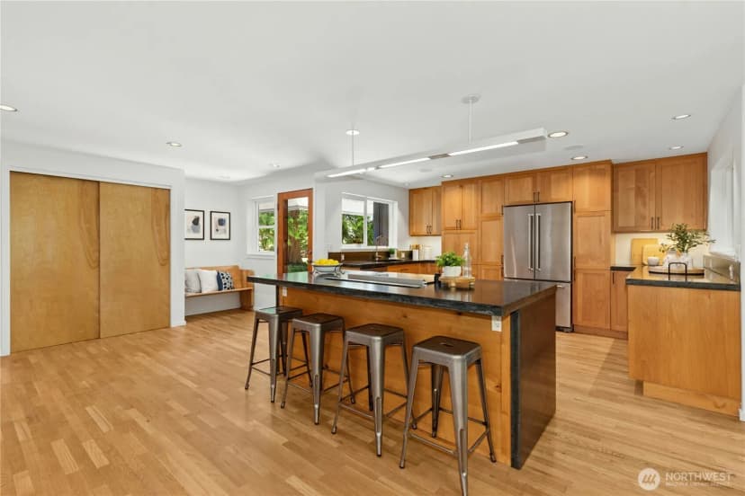 Property photo for 3110 Russet Road, Brier photo 5