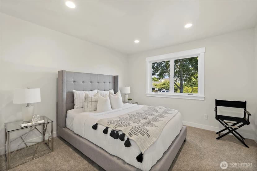 Property photo for 2700 W Smith Street, Seattle photo 30
