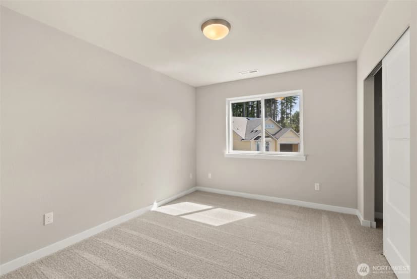 Property photo for 723 Maggee Street Se, Lacey photo 24