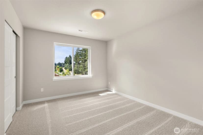 Property photo for 723 Maggee Street Se, Lacey photo 26