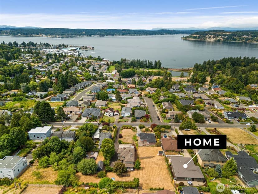 Property photo for 1321 S Sunset Drive, Tacoma photo 40