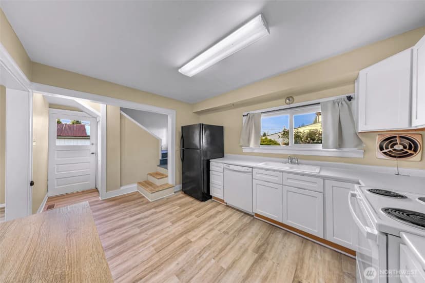Property photo for 424 Bennett Street, Sedro Woolley photo 19