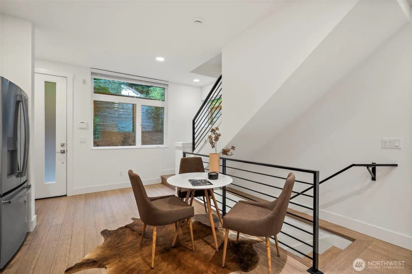 Property photo for 1505 Lakeview Boulevard E, Seattle photo 13