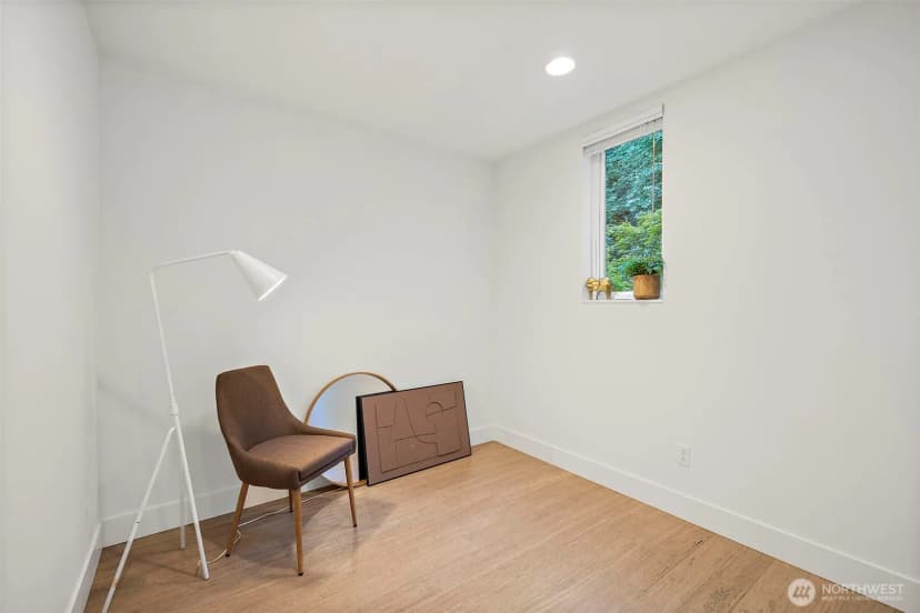 Property photo for 1505 Lakeview Boulevard E, Seattle photo 18