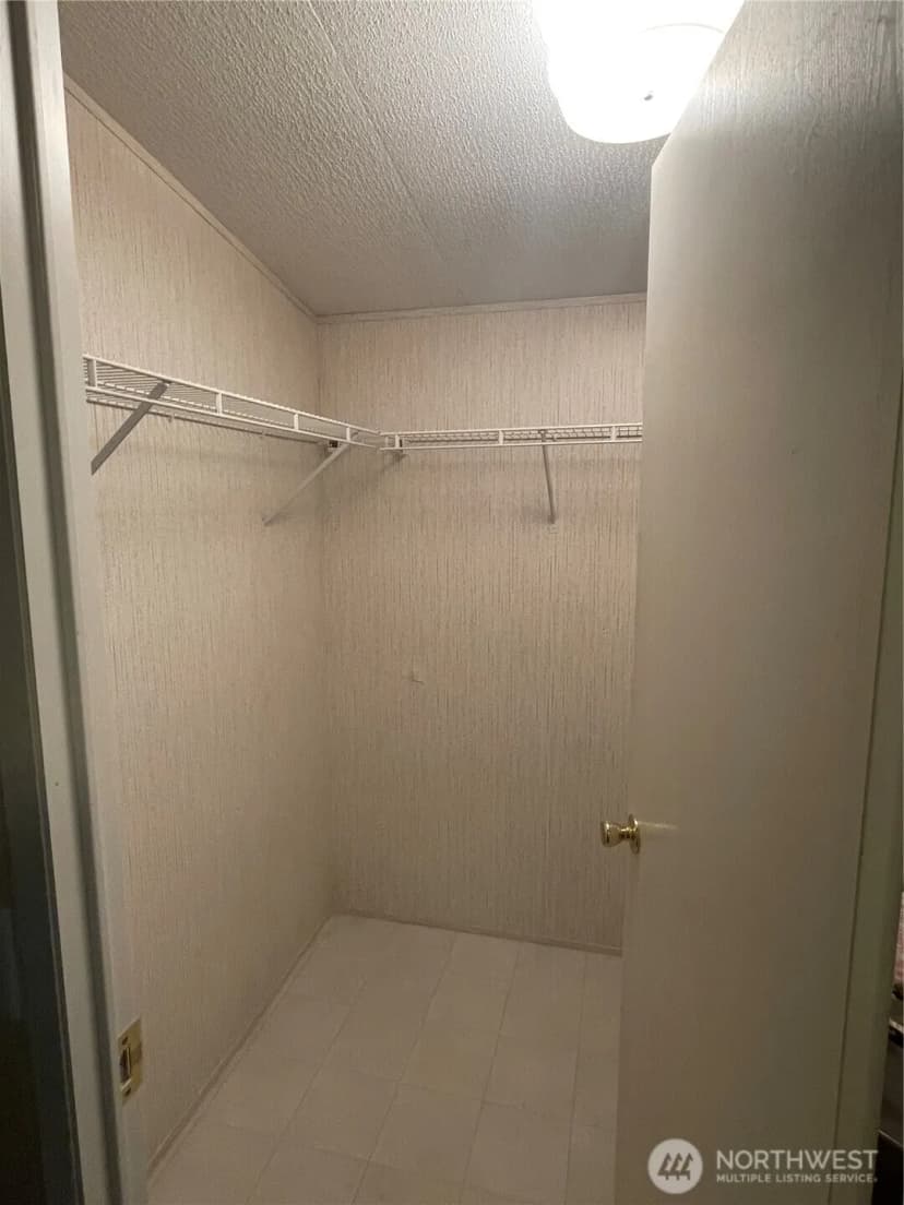 Property photo for 315 W Apple Avenue, Omak photo 18