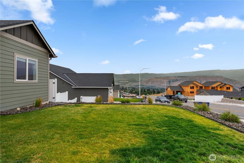 Property photo for 965 N Macaw Avenue, East Wenatchee photo 26