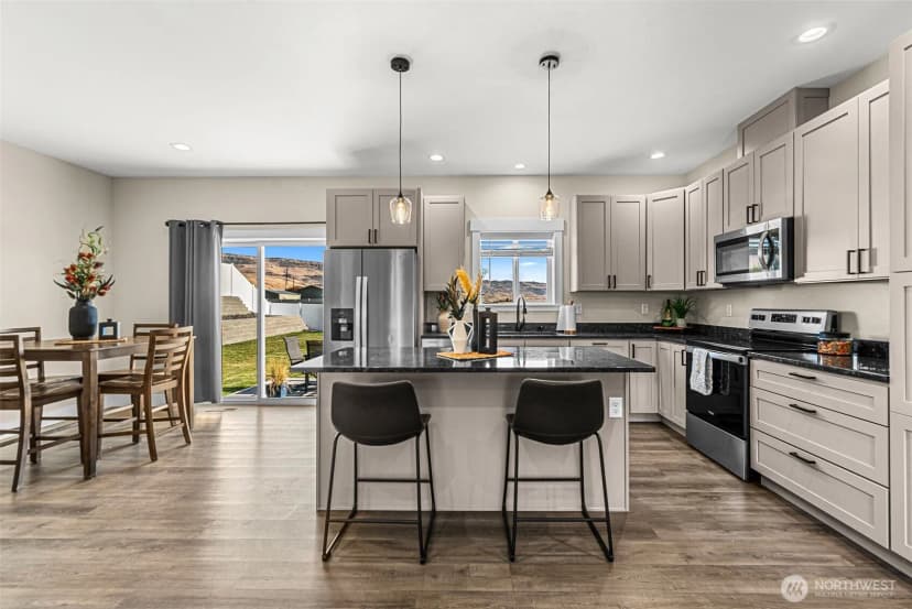 Property photo for 965 N Macaw Avenue, East Wenatchee photo 8