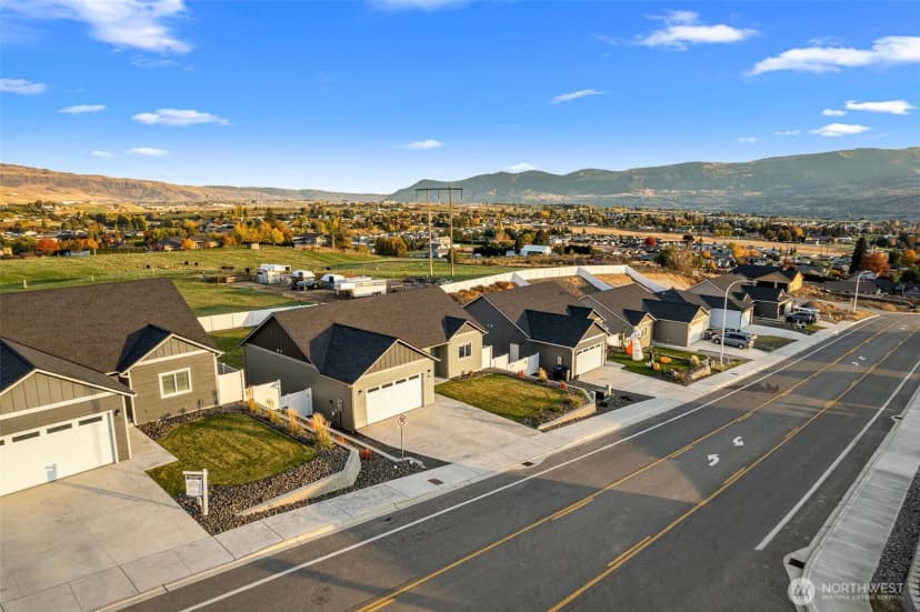 Property photo for 965 N Macaw Avenue, East Wenatchee photo 29