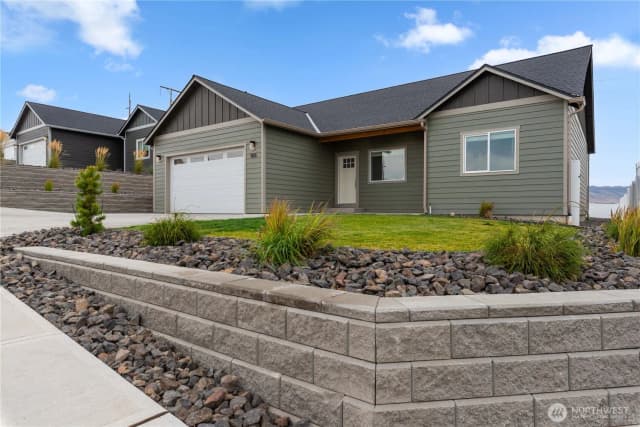 Property photo for 965 N Macaw Avenue, East Wenatchee photo 4
