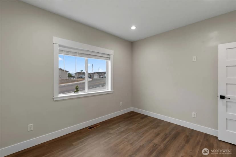 Property photo for 965 N Macaw Avenue, East Wenatchee photo 19
