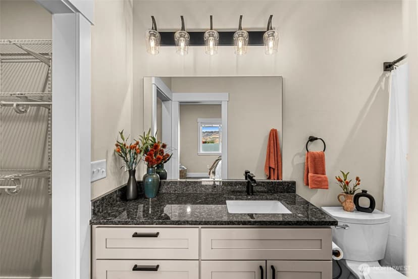 Property photo for 965 N Macaw Avenue, East Wenatchee photo 14