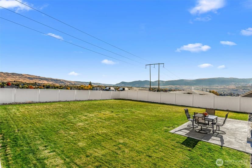 Property photo for 965 N Macaw Avenue, East Wenatchee photo 23