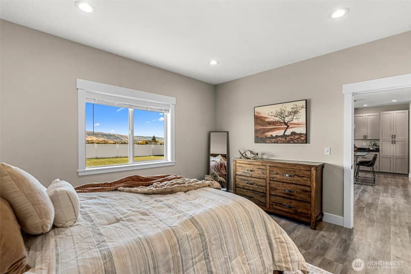 Property photo for 965 N Macaw Avenue, East Wenatchee photo 13