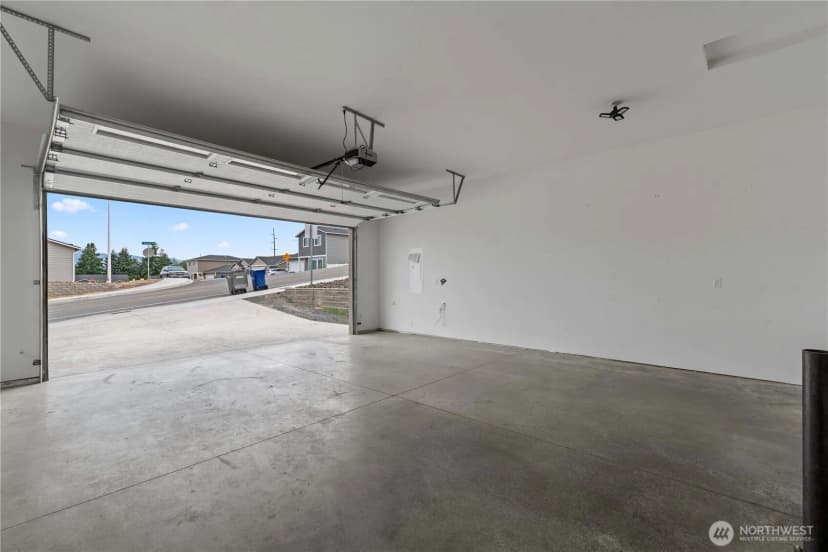 Property photo for 965 N Macaw Avenue, East Wenatchee photo 21