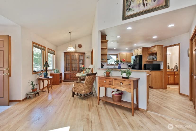 Property photo for 5772 Captain Vancouver Drive, Langley photo 11