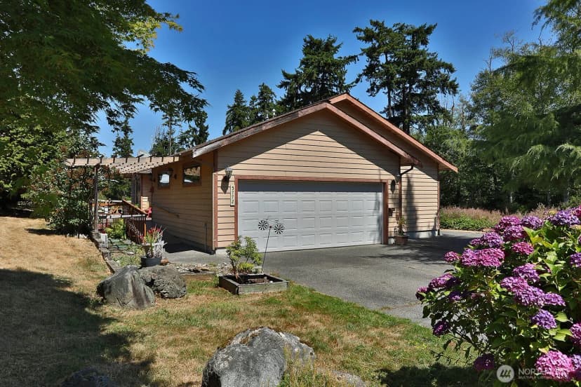 Property photo for 5772 Captain Vancouver Drive, Langley photo 3