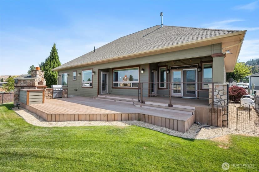 Property photo for 123 Blossom Court, Seven Bays photo 35