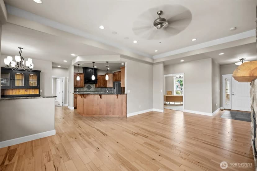 Property photo for 123 Blossom Court, Seven Bays photo 5