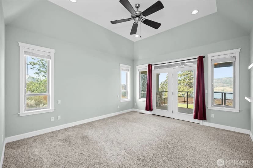 Property photo for 123 Blossom Court, Seven Bays photo 13