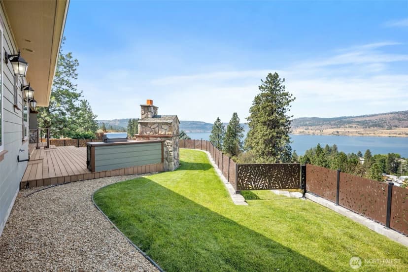 Property photo for 123 Blossom Court, Seven Bays photo 32