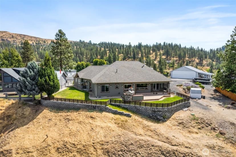 Property photo for 123 Blossom Court, Seven Bays photo 36