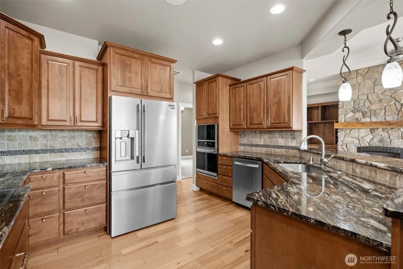 Property photo for 123 Blossom Court, Seven Bays photo 8