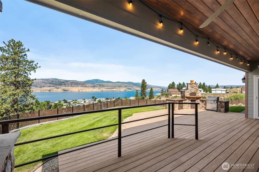 Property photo for 123 Blossom Court, Seven Bays photo 29