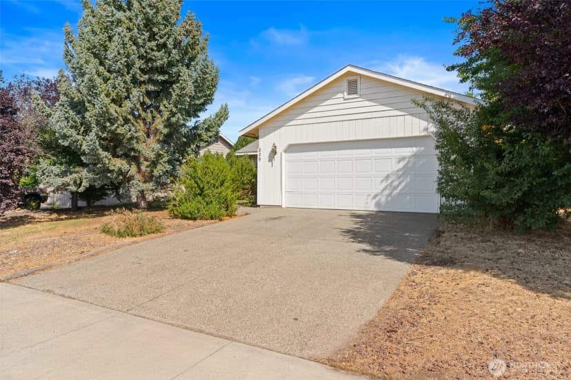 Property photo for 809 E White Birch Avenue, Ellensburg photo 19