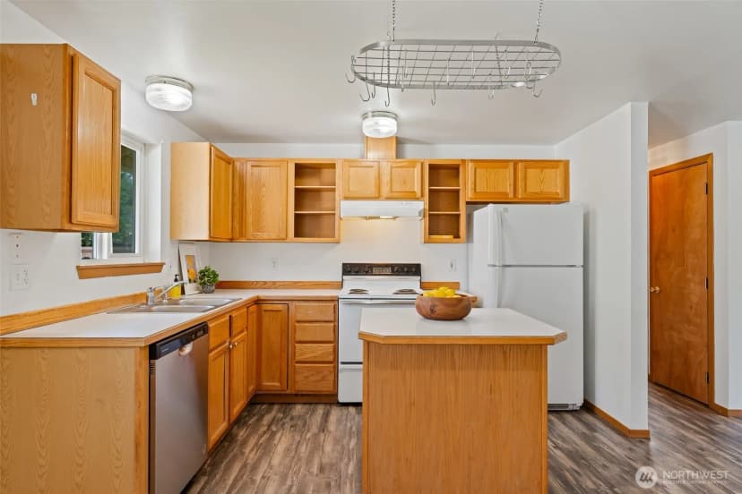 Property photo for 809 E White Birch Avenue, Ellensburg photo 8