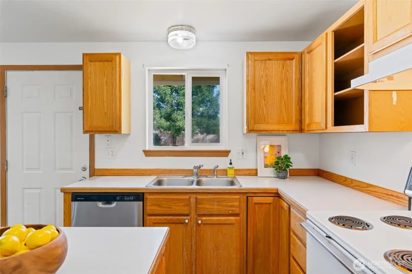 Property photo for 809 E White Birch Avenue, Ellensburg photo 10