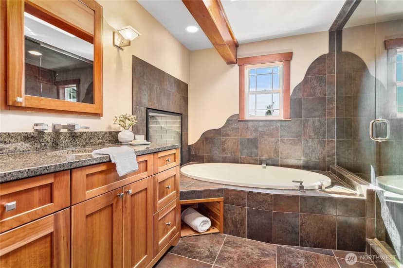 Property photo for 3276 Spyglass Drive, Bellingham photo 9