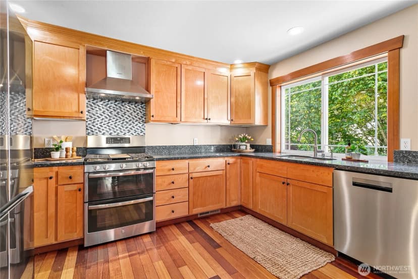 Property photo for 3276 Spyglass Drive, Bellingham photo 19
