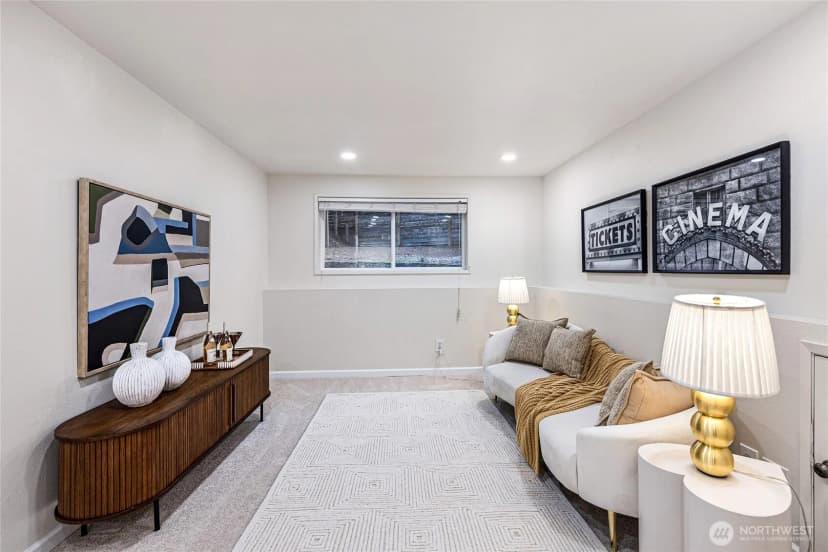 Property photo for 4025 W Lake Sammamish Pkwy Se, Bellevue photo 29