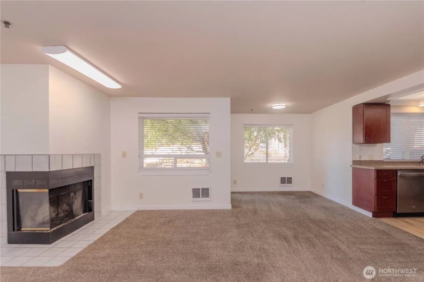 Property photo for 1626 Grant Avenue S #b-103, Renton photo 5