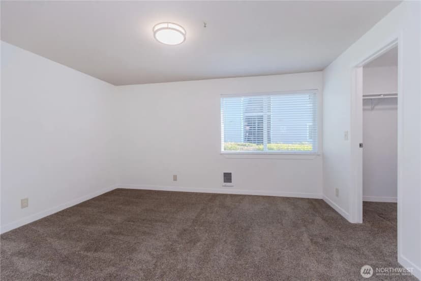 Property photo for 1626 Grant Avenue S #b-103, Renton photo 24